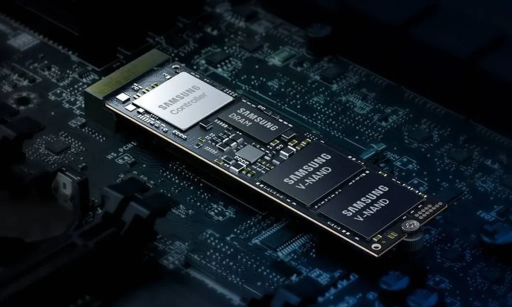 nvme-m-2-ssd-1024x614 Qual a Diferença entre SSD NVMe e SATA? [Guia para Iniciantes 2025]